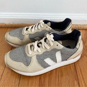 Veja sneakers